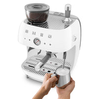 Smeg - Espressomachine | Wit | Jaren 50 | Handmatige espressomachine met geïntegreerde bonenmaler Handmatige Espressomachine Smeg