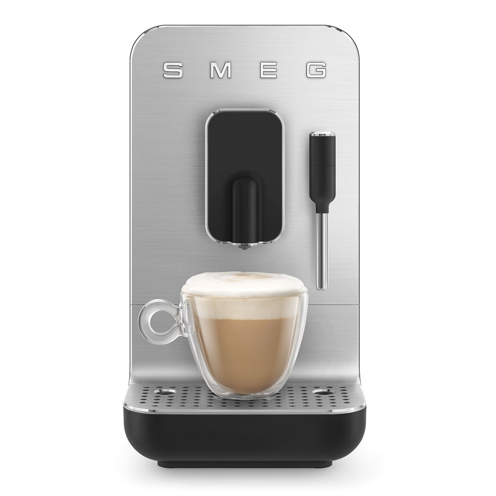 Smeg - Espressomachine | Mat zwart | Contemporary | Automatische koffiemachine met stoomfunctie