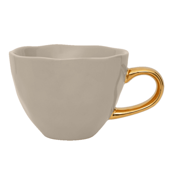 Culture de la nature en ville - Bonjour - Tasse de cappuccino - Culture de la nature urbaine du matin gris